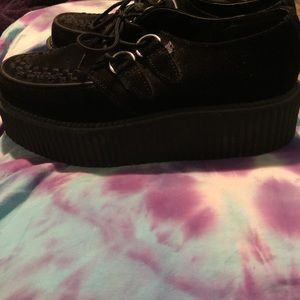 Black T.U.K. Creepers